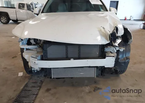 2020 Volvo Xc40 T4 Inscription z USA, uszkodzony, nr VIN YV4AC2HL9L2287186